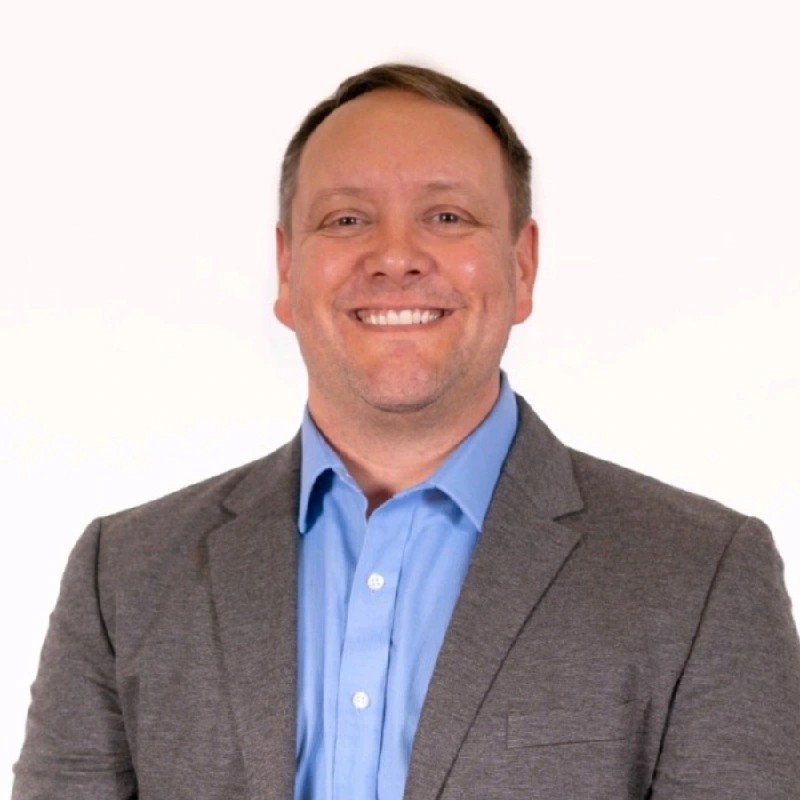 Cody Herrin, Diretor de Serviços Técnicos da Electrex, simplifica a fabricação de chicotes de fios com a Arcadia
